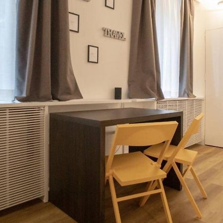 Madonnina Apartment Милан Экстерьер фото