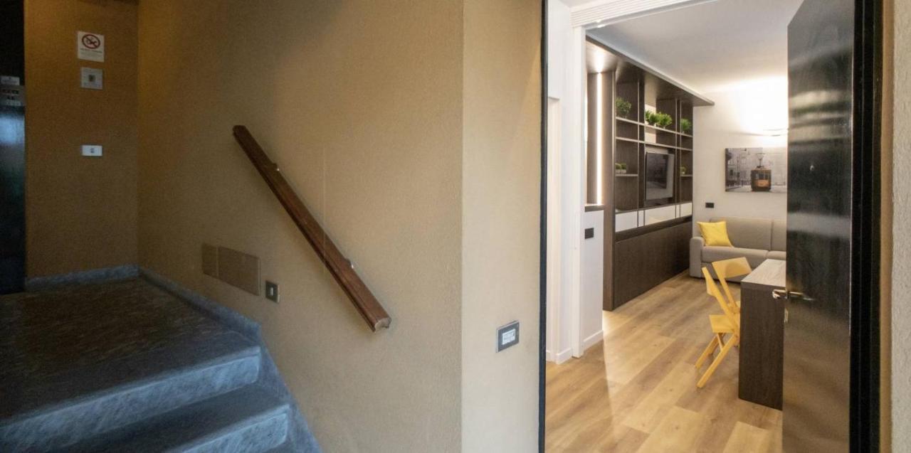 Madonnina Apartment Милан Экстерьер фото
