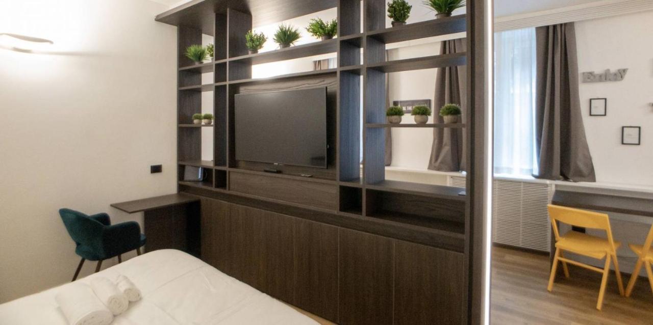 Madonnina Apartment Милан Экстерьер фото