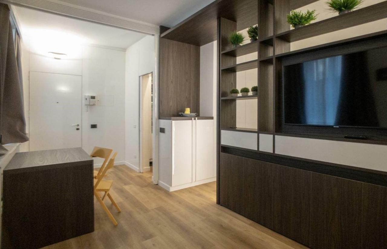Madonnina Apartment Милан Экстерьер фото